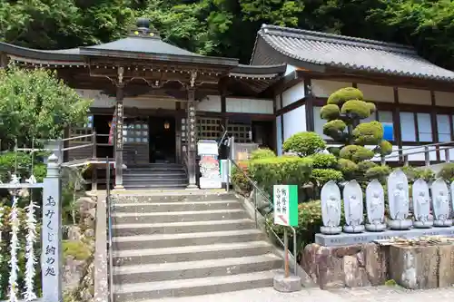 大窪寺の本殿