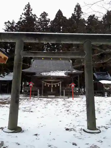 神明社の鳥居