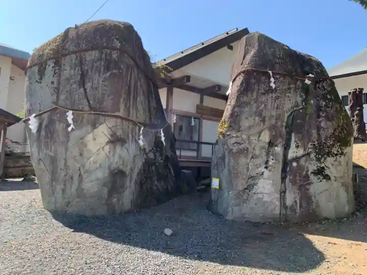 三ツ石神社のその他建物