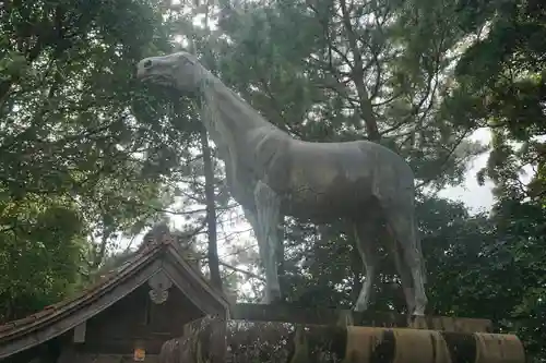 石見国一宮　物部神社の狛犬