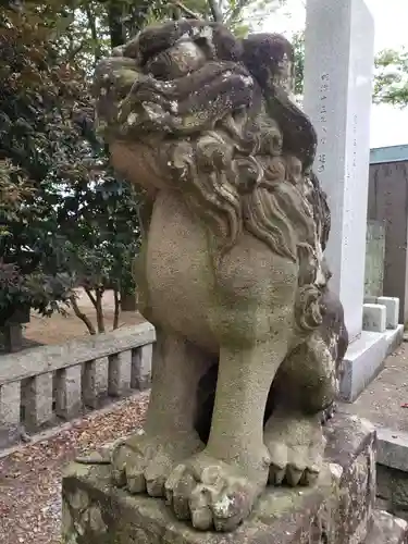 額神社の狛犬