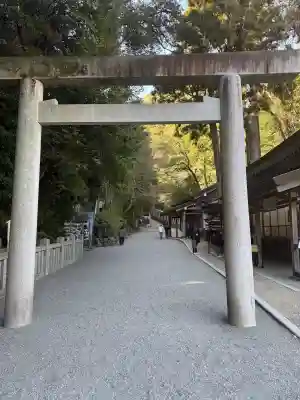 多度大社の{uncategorized: "未分類", other: "その他", undefined: "問題あり", building: "その他建物", grave: "お墓", sacred_gate: "鳥居", guardian: "狛犬", statue: "像", buddha: "仏像", history: "歴史", nature: "自然", garden: "庭園", animal: "動物", pagoda: "塔", temizu: "手水舎", mountain_gate: "山門・神門", sanctuary: "本殿・本堂", subordinate: "末社・摂社", art: "芸術", scenery: "景色", jizo: "地蔵", ema: "絵馬", goshuin: "御朱印", omikuji: "おみくじ", items: "授与品その他", amulet: "お守り", goshuincho: "御朱印帳", eats: "食事", festival: "お祭り", votive_dance: "神楽", shichigosan: "七五三参", wedding: "結婚式", experience: "体験その他", initially: "初詣", around: "周辺", anti_infection: "感染症対策"}