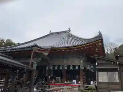 中山寺の本殿・本堂