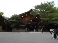 熱田神宮の{uncategorized: "未分類", other: "その他", undefined: "問題あり", building: "その他建物", grave: "お墓", sacred_gate: "鳥居", guardian: "狛犬", statue: "像", buddha: "仏像", history: "歴史", nature: "自然", garden: "庭園", animal: "動物", pagoda: "塔", temizu: "手水舎", mountain_gate: "山門・神門", sanctuary: "本殿・本堂", subordinate: "末社・摂社", art: "芸術", scenery: "景色", jizo: "地蔵", ema: "絵馬", goshuin: "御朱印", omikuji: "おみくじ", items: "授与品その他", amulet: "お守り", goshuincho: "御朱印帳", eats: "食事", festival: "お祭り", votive_dance: "神楽", shichigosan: "七五三参", wedding: "結婚式", experience: "体験その他", initially: "初詣", around: "周辺", anti_infection: "感染症対策"}