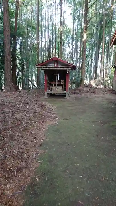 弊田神社の末社・摂社