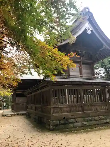 玉作湯神社の本殿