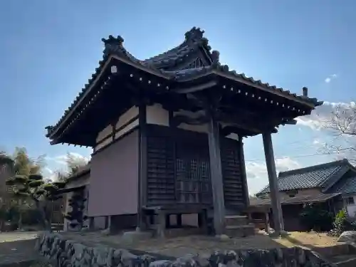 愛宕さん(廃寺)の{uncategorized: "未分類", other: "その他", undefined: "問題あり", building: "その他建物", grave: "お墓", sacred_gate: "鳥居", guardian: "狛犬", statue: "像", buddha: "仏像", history: "歴史", nature: "自然", garden: "庭園", animal: "動物", pagoda: "塔", temizu: "手水舎", mountain_gate: "山門・神門", sanctuary: "本殿・本堂", subordinate: "末社・摂社", art: "芸術", scenery: "景色", jizo: "地蔵", ema: "絵馬", goshuin: "御朱印", omikuji: "おみくじ", items: "授与品その他", amulet: "お守り", goshuincho: "御朱印帳", eats: "食事", festival: "お祭り", votive_dance: "神楽", shichigosan: "七五三参", wedding: "結婚式", experience: "体験その他", initially: "初詣", around: "周辺", anti_infection: "感染症対策"}