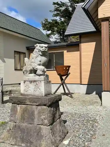 様似住吉神社の狛犬