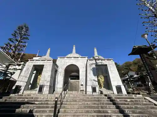 最上稲荷山妙教寺(岡山県)