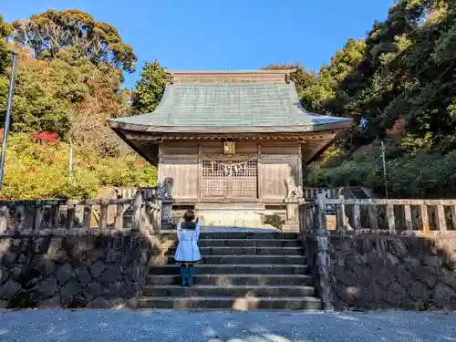 八幡神社の本殿・本堂