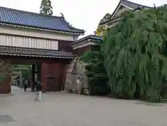 眞田神社の建物その他