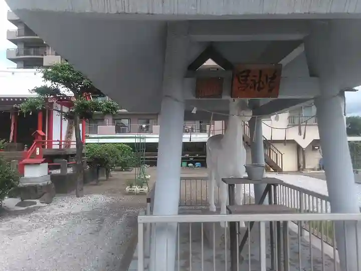 神道大教熊鷹稲荷神社のその他建物