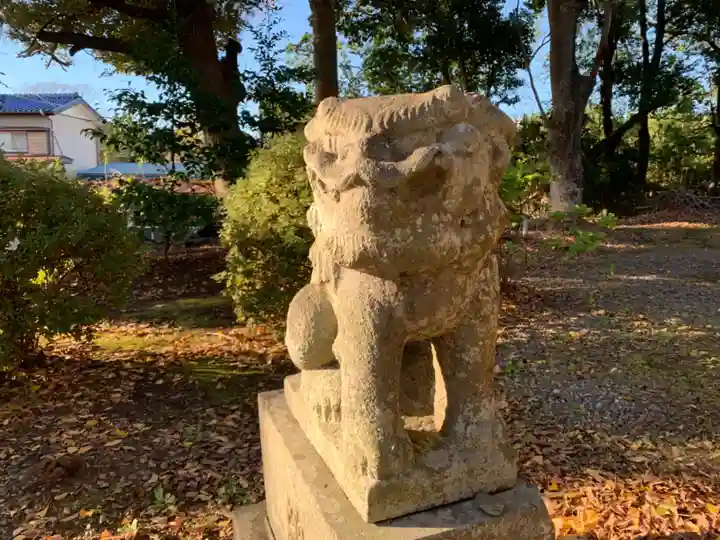 建市神社の狛犬