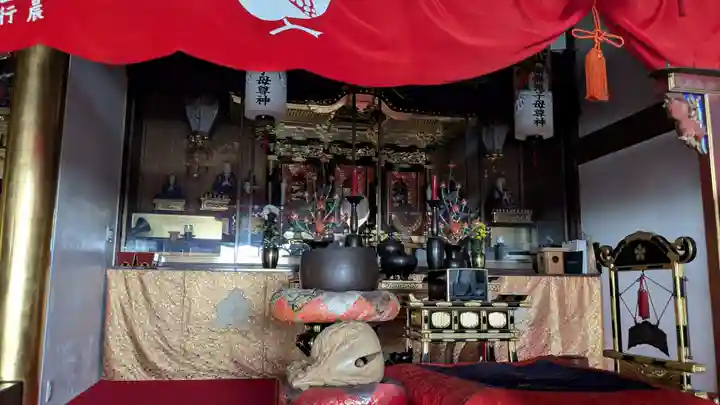 本陽寺の本殿・本堂