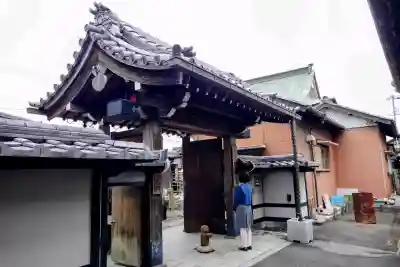 地蔵寺の山門・神門