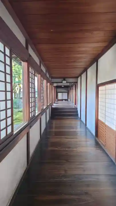 醍醐寺の{uncategorized: "未分類", other: "その他", undefined: "問題あり", building: "その他建物", grave: "お墓", sacred_gate: "鳥居", guardian: "狛犬", statue: "像", buddha: "仏像", history: "歴史", nature: "自然", garden: "庭園", animal: "動物", pagoda: "塔", temizu: "手水舎", mountain_gate: "山門・神門", sanctuary: "本殿・本堂", subordinate: "末社・摂社", art: "芸術", scenery: "景色", jizo: "地蔵", ema: "絵馬", goshuin: "御朱印", omikuji: "おみくじ", items: "授与品その他", amulet: "お守り", goshuincho: "御朱印帳", eats: "食事", festival: "お祭り", votive_dance: "神楽", shichigosan: "七五三参", wedding: "結婚式", experience: "体験その他", initially: "初詣", around: "周辺", anti_infection: "感染症対策"}