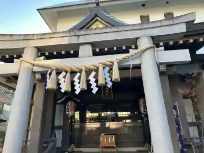 平田神社の{uncategorized: "未分類", other: "その他", undefined: "問題あり", building: "その他建物", grave: "お墓", sacred_gate: "鳥居", guardian: "狛犬", statue: "像", buddha: "仏像", history: "歴史", nature: "自然", garden: "庭園", animal: "動物", pagoda: "塔", temizu: "手水舎", mountain_gate: "山門・神門", sanctuary: "本殿・本堂", subordinate: "末社・摂社", art: "芸術", scenery: "景色", jizo: "地蔵", ema: "絵馬", goshuin: "御朱印", omikuji: "おみくじ", items: "授与品その他", amulet: "お守り", goshuincho: "御朱印帳", eats: "食事", festival: "お祭り", votive_dance: "神楽", shichigosan: "七五三参", wedding: "結婚式", experience: "体験その他", initially: "初詣", around: "周辺", anti_infection: "感染症対策"}