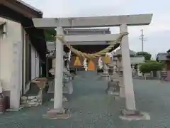 神明社の鳥居