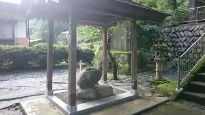 四度瀧不動明王の手水舎