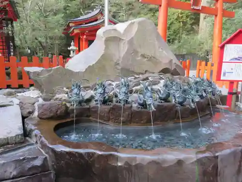 箱根神社の手水舎