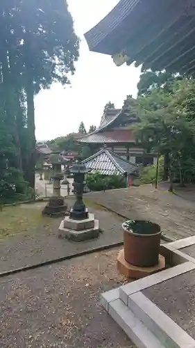 摩尼寺の建物その他