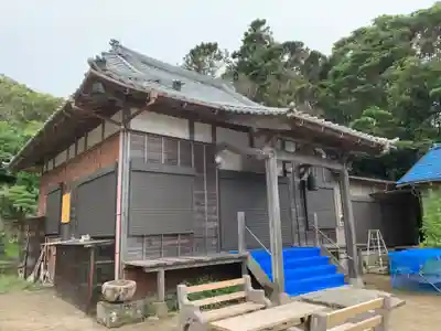 音教寺の本殿・本堂