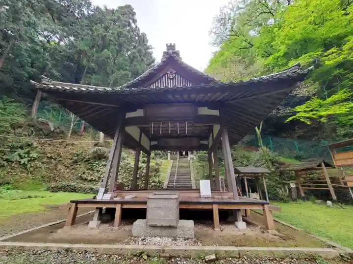 關蝉丸神社上社の本殿・本堂