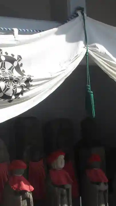 傍示堂石塔群の地蔵