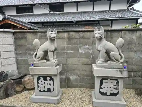 深江稲荷神社の{uncategorized: "未分類", other: "その他", undefined: "問題あり", building: "その他建物", grave: "お墓", sacred_gate: "鳥居", guardian: "狛犬", statue: "像", buddha: "仏像", history: "歴史", nature: "自然", garden: "庭園", animal: "動物", pagoda: "塔", temizu: "手水舎", mountain_gate: "山門・神門", sanctuary: "本殿・本堂", subordinate: "末社・摂社", art: "芸術", scenery: "景色", jizo: "地蔵", ema: "絵馬", goshuin: "御朱印", omikuji: "おみくじ", items: "授与品その他", amulet: "お守り", goshuincho: "御朱印帳", eats: "食事", festival: "お祭り", votive_dance: "神楽", shichigosan: "七五三参", wedding: "結婚式", experience: "体験その他", initially: "初詣", around: "周辺", anti_infection: "感染症対策"}