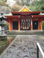 雷神社の本殿