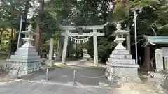 伊尼神社の鳥居