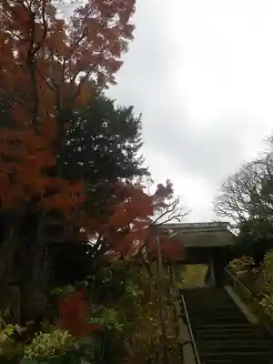 東慶寺の山門・神門