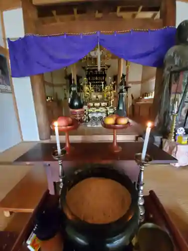 揚源寺の本殿・本堂