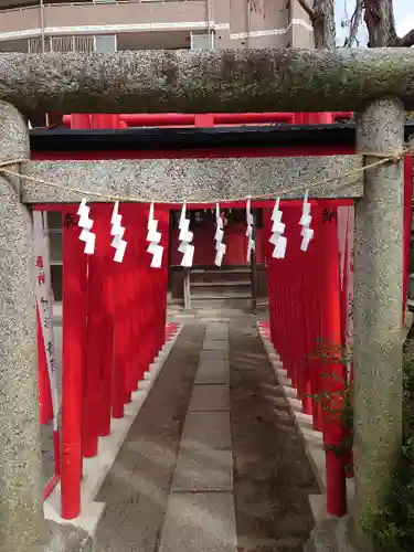 鐘塚稲荷神社の鳥居