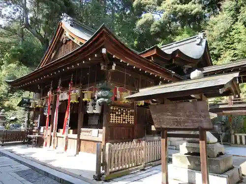 日牟禮八幡宮の本殿・本堂