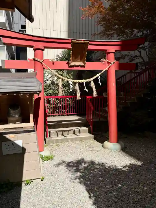 野中神社の{uncategorized: "未分類", other: "その他", undefined: "問題あり", building: "その他建物", grave: "お墓", sacred_gate: "鳥居", guardian: "狛犬", statue: "像", buddha: "仏像", history: "歴史", nature: "自然", garden: "庭園", animal: "動物", pagoda: "塔", temizu: "手水舎", mountain_gate: "山門・神門", sanctuary: "本殿・本堂", subordinate: "末社・摂社", art: "芸術", scenery: "景色", jizo: "地蔵", ema: "絵馬", goshuin: "御朱印", omikuji: "おみくじ", items: "授与品その他", amulet: "お守り", goshuincho: "御朱印帳", eats: "食事", festival: "お祭り", votive_dance: "神楽", shichigosan: "七五三参", wedding: "結婚式", experience: "体験その他", initially: "初詣", around: "周辺", anti_infection: "感染症対策"}