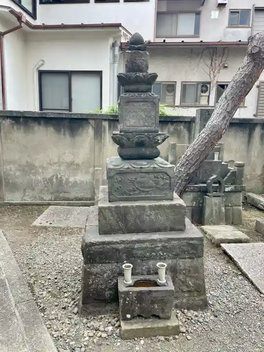 瑞松院の{uncategorized: "未分類", other: "その他", undefined: "問題あり", building: "その他建物", grave: "お墓", sacred_gate: "鳥居", guardian: "狛犬", statue: "像", buddha: "仏像", history: "歴史", nature: "自然", garden: "庭園", animal: "動物", pagoda: "塔", temizu: "手水舎", mountain_gate: "山門・神門", sanctuary: "本殿・本堂", subordinate: "末社・摂社", art: "芸術", scenery: "景色", jizo: "地蔵", ema: "絵馬", goshuin: "御朱印", omikuji: "おみくじ", items: "授与品その他", amulet: "お守り", goshuincho: "御朱印帳", eats: "食事", festival: "お祭り", votive_dance: "神楽", shichigosan: "七五三参", wedding: "結婚式", experience: "体験その他", initially: "初詣", around: "周辺", anti_infection: "感染症対策"}