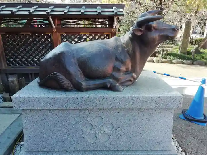 湯島天満宮の狛犬