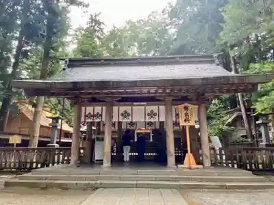 諏訪大社の本殿・本堂