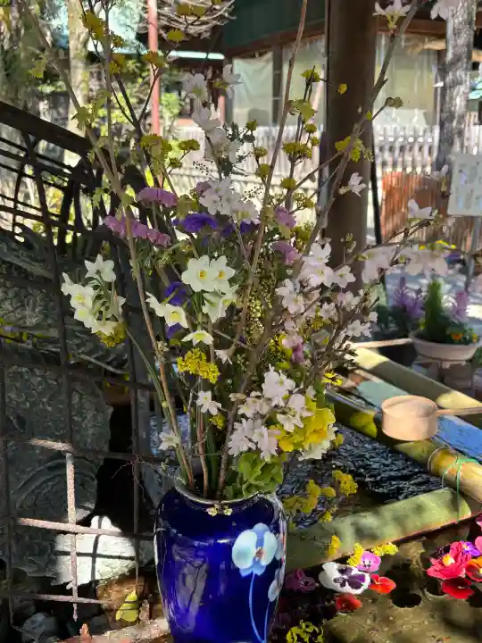 若宮神明社の{uncategorized: "未分類", other: "その他", undefined: "問題あり", building: "その他建物", grave: "お墓", sacred_gate: "鳥居", guardian: "狛犬", statue: "像", buddha: "仏像", history: "歴史", nature: "自然", garden: "庭園", animal: "動物", pagoda: "塔", temizu: "手水舎", mountain_gate: "山門・神門", sanctuary: "本殿・本堂", subordinate: "末社・摂社", art: "芸術", scenery: "景色", jizo: "地蔵", ema: "絵馬", goshuin: "御朱印", omikuji: "おみくじ", items: "授与品その他", amulet: "お守り", goshuincho: "御朱印帳", eats: "食事", festival: "お祭り", votive_dance: "神楽", shichigosan: "七五三参", wedding: "結婚式", experience: "体験その他", initially: "初詣", around: "周辺", anti_infection: "感染症対策"}