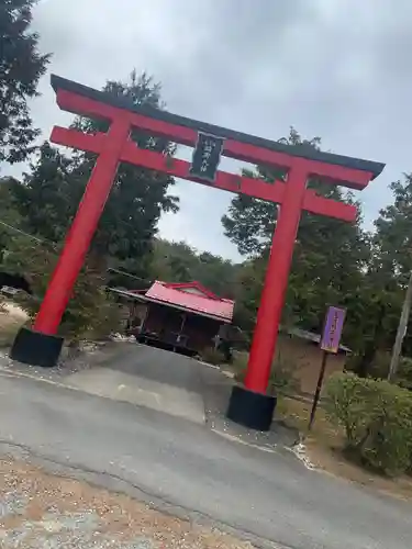 長澤稲荷神社の鳥居