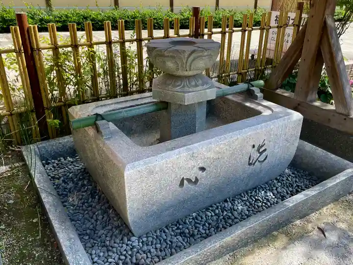 東長寺の手水舎