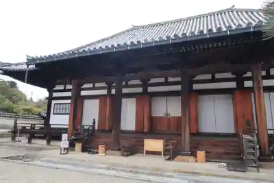 法華寺の本殿・本堂