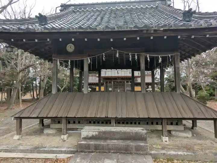 大井神社の{uncategorized: "未分類", other: "その他", undefined: "問題あり", building: "その他建物", grave: "お墓", sacred_gate: "鳥居", guardian: "狛犬", statue: "像", buddha: "仏像", history: "歴史", nature: "自然", garden: "庭園", animal: "動物", pagoda: "塔", temizu: "手水舎", mountain_gate: "山門・神門", sanctuary: "本殿・本堂", subordinate: "末社・摂社", art: "芸術", scenery: "景色", jizo: "地蔵", ema: "絵馬", goshuin: "御朱印", omikuji: "おみくじ", items: "授与品その他", amulet: "お守り", goshuincho: "御朱印帳", eats: "食事", festival: "お祭り", votive_dance: "神楽", shichigosan: "七五三参", wedding: "結婚式", experience: "体験その他", initially: "初詣", around: "周辺", anti_infection: "感染症対策"}