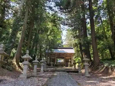 桙衝神社の山門・神門