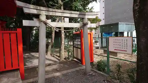 金神社の鳥居