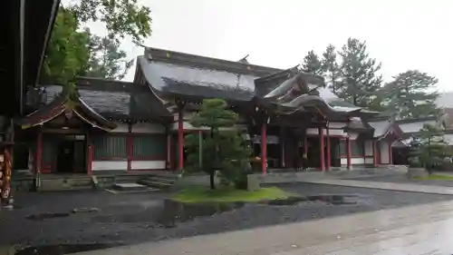 氣比神宮の本殿・本堂