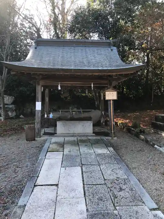 中山神社の手水舎