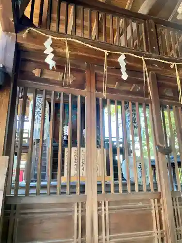 金井戸神社の本殿・本堂