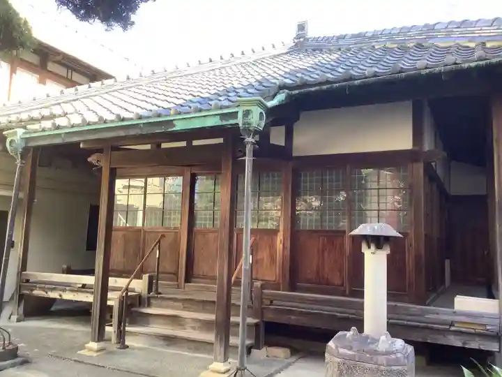 妙親寺の本殿・本堂